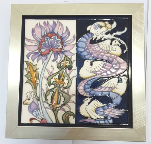 Moorcroft pottery william de - moorcroft,